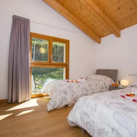 With Breathtaking View A1 Vakantiehuis
